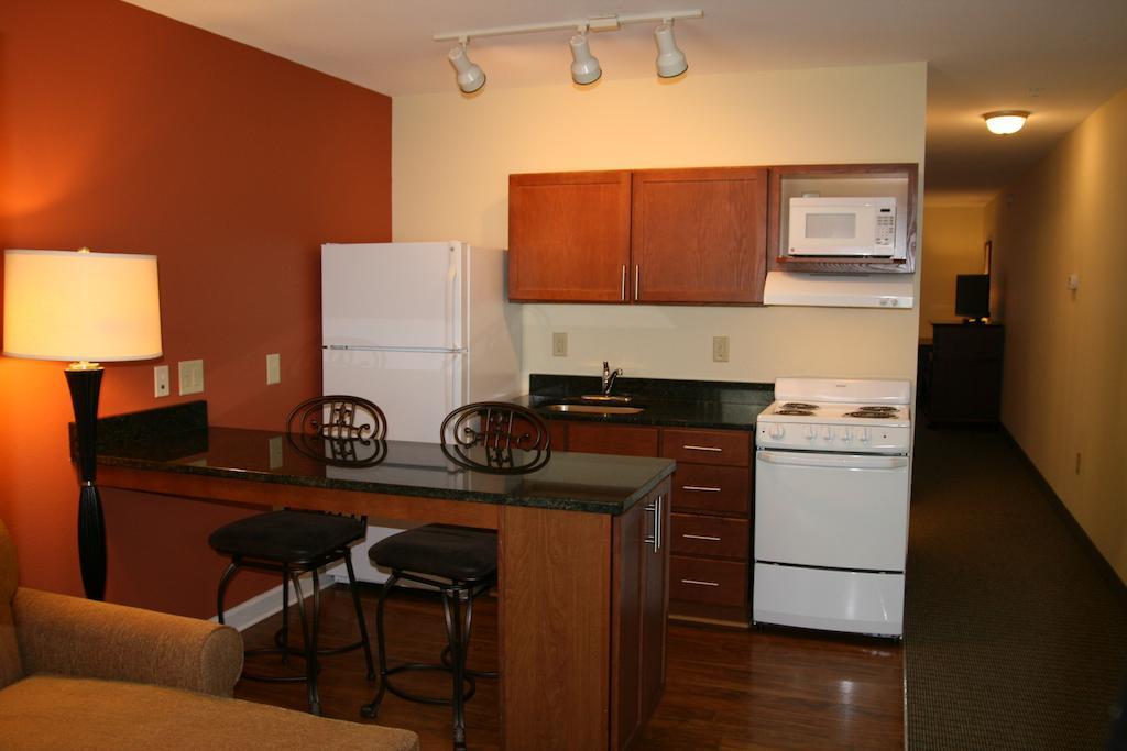 Affordable Suites - Fayetteville/Fort Bragg Room photo
